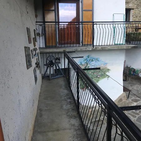 Casa Miki Roure Turin