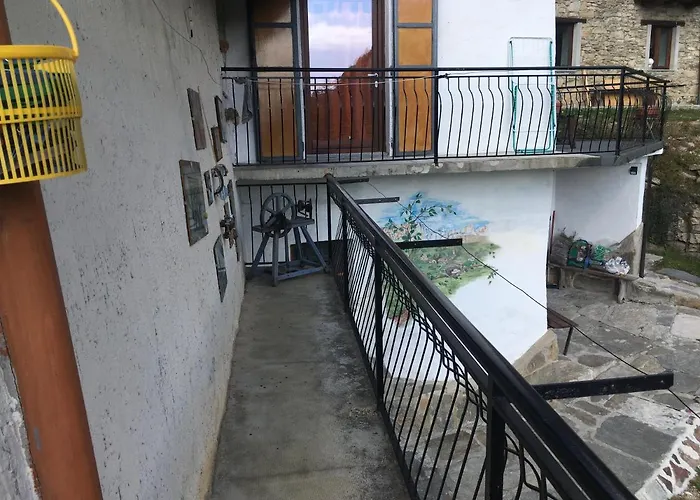 Casa Miki Roure Turin